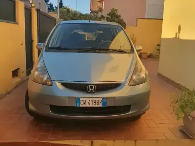 Usata Honda Jazz 78 CV (57 kW) 2005 Blu Utilitaria