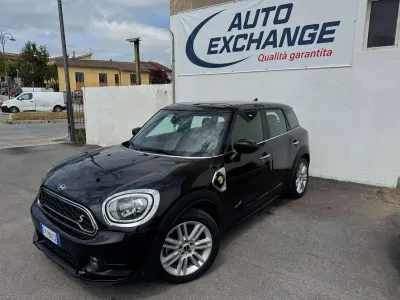 Usata Mini Cooper S Countryman Business 136 CV (100 kW) 2019 Nero SUV