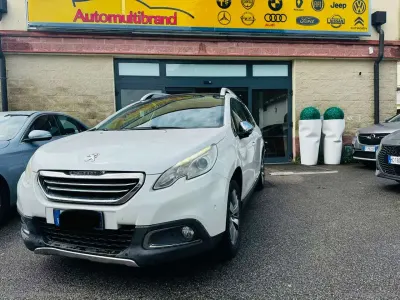 Usata Peugeot 2008 Allure 92 CV (67 kW) 2013 Bianco SUV
