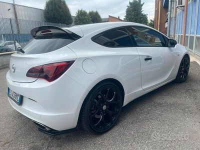 Opel Astra GTC