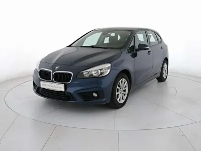 Usata BMW 214 Active Tourer Advantage 95 CV (69 kW) 2017 Blu mediterraneo Monovolume