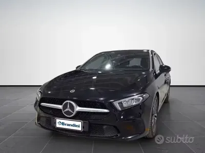 Usata Mercedes A180 116 CV (85 kW) 2022 Nero Berlina
