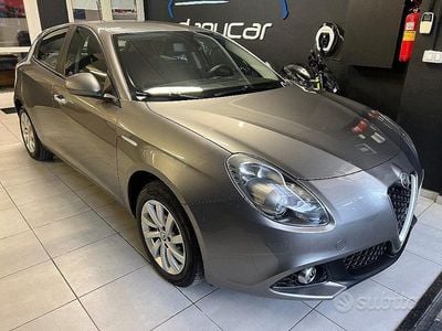 Usata Alfa Romeo Giulietta 120 CV (88 kW) 2017 Grigio Utilitaria