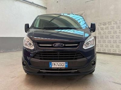 Usata Ford Transit Custom Titanium 170 CV (125 kW) 2017 Grigio Station wagon