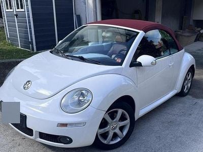 Usata VW New Beetle 105 CV (77 kW) 2009 Bianco Utilitaria