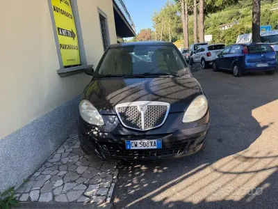 Usata Lancia Ypsilon 69 CV (50 kW) 2005 Nero Utilitaria