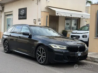 Usata BMW 520 M Sport 190 CV (139 kW) 2022 Nero Berlina