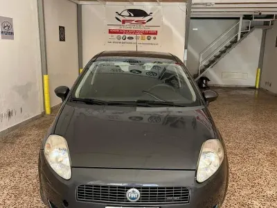 Usata Fiat Grande Punto Active 75 CV (55 kW) 2007 Grigio Utilitaria
