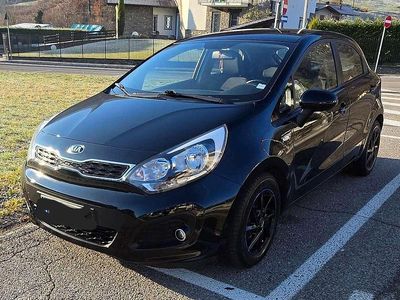 Usata Kia Rio 86 CV (63 kW) 2014 Nero Berlina
