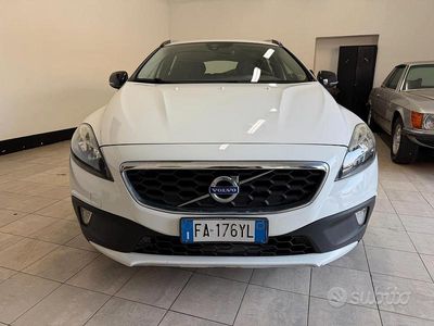 Usata Volvo V40 CC Kinetic 114 CV (83 kW) 2015 Bianco Station wagon
