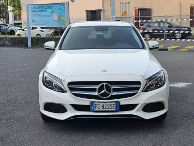 Usata Mercedes C220 170 CV (125 kW) 2016 Bianco Berlina