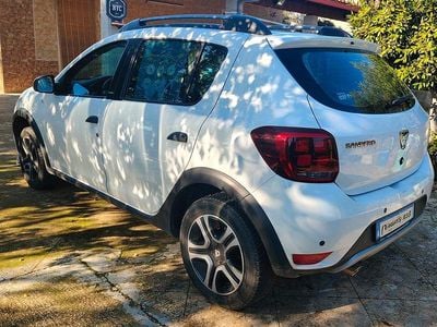 Usata Dacia Sandero Stepway 90 CV (66 kW) 2018 Bianco Berlina