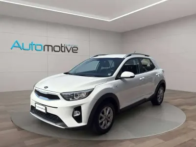 Second-hand Kia Stonic Style 97 CP (71 kW) 2020 Alb SUV