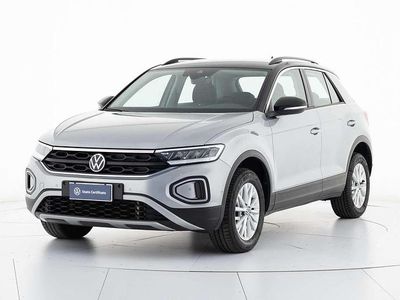 Usata VW T-Roc Life 150 CV (110 kW) 2024 Argento SUV