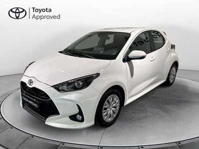 Usata Toyota Yaris Active 72 CV (52 kW) 2023 Bianco Utilitaria