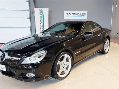 Usata Mercedes SL300 AMG 231 CV (169 kW) 2010 Nero ossidiana Cabrio