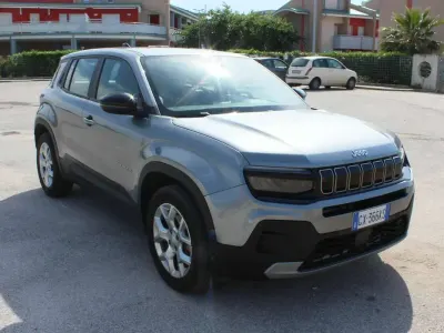 Usata Jeep Avenger Altitude 101 CV (74 kW) 2025 Grigio SUV