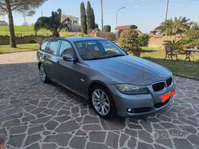 Usata BMW 320 184 CV (135 kW) 2010 Grigio Station wagon