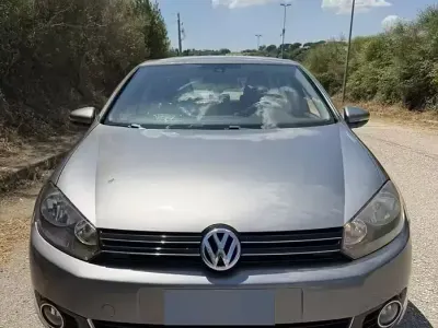 Usata VW Golf VI Highline 102 CV (75 kW) 2011 Grigio Utilitaria