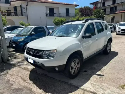 Usata Dacia Duster Ambiance 101 CV (74 kW) 2014 Bianco SUV