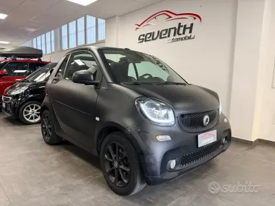 Usata Smart ForTwo Cabrio Passion 71 CV (52 kW) 2017 Nero Cabrio