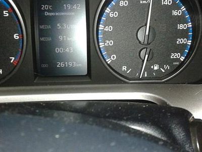 Usata Toyota RAV4 Lounge 143 CV (105 kW) 2016 Nero SUV