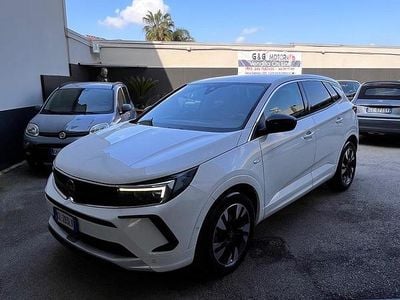 Usata Opel Grandland X Ultimate 130 CV (95 kW) 2022 Bianco SUV