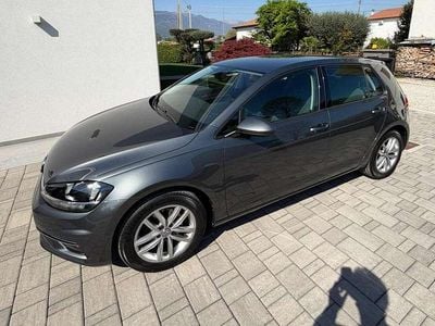 Usata VW Golf VII Business 116 CV (85 kW) 2018 Grigio Berlina