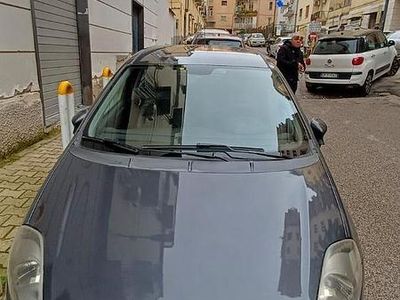 Usata Fiat Grande Punto 75 CV (55 kW) 2012 Grigio Utilitaria