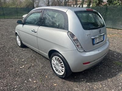 Usata Lancia Ypsilon 59 CV (43 kW) 2008 Argento Utilitaria