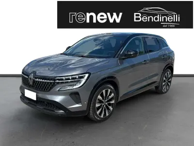 Usata Renault Austral Techno 200 CV (147 kW) 2023 Grigio SUV