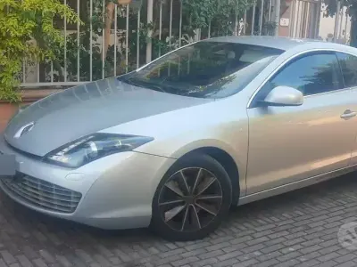Usata Renault Laguna 150 CV (110 kW) 2014 Grigio Coupé