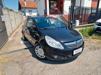 Usata Opel Corsa Sport 80 CV (58 kW) 2009 Nero Utilitaria