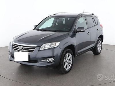 Usata Toyota RAV4 Lounge 150 CV (110 kW) 2013 Grigio SUV