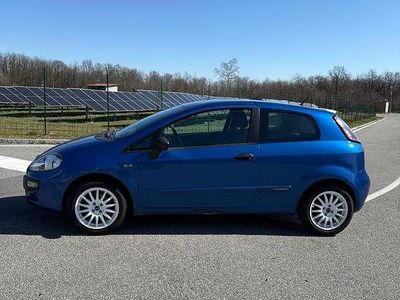 Usata Fiat Punto Evo Dynamic 69 CV (50 kW) 2011 Blu/azzurro Utilitaria