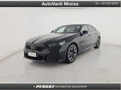 Usata BMW 520 M Sport 197 CV (144 kW) 2024 Nero Berlina