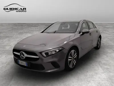 Begagnad Mercedes A180 116 HK (85 kW) 2022 Grå Sedan