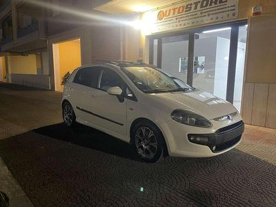 Usata Fiat Punto Evo Dynamic 86 CV (63 kW) 2013 Bianco Utilitaria