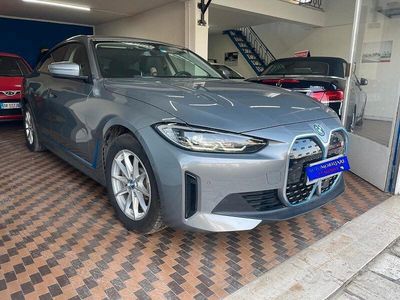 Usata BMW i4 Sport Line 249 kW (339 CV) 2023 Grigio Berlina