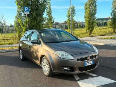 Usata Fiat Bravo 120 CV (88 kW) 2009 Grigio Utilitaria