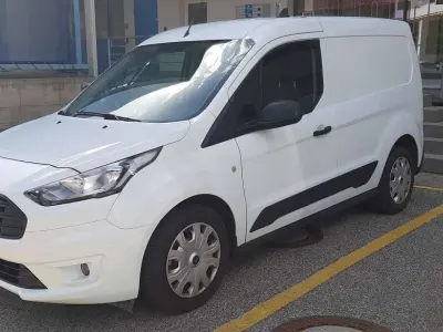 Usata Ford Transit Trend 101 CV (74 kW) 2024 Bianco Furgone