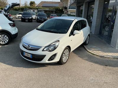 Usata Opel Corsa 86 CV (63 kW) 2014 Bianco Utilitaria