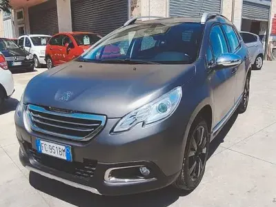 Usata Peugeot 2008 S 120 CV (88 kW) 2016 Grigio SUV