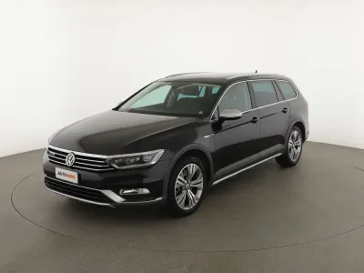 Usata VW Passat Alltrack 240 CV (176 kW) 2016 Nero Station wagon