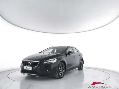 Usata Volvo V40 Business Edition 120 CV (88 kW) 2019 Nero Utilitaria