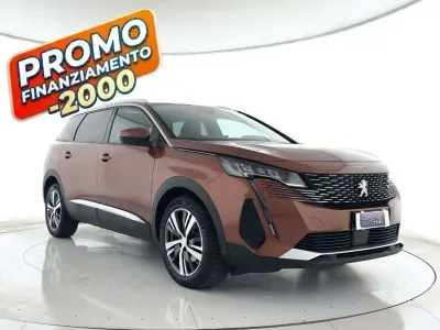 Usata Peugeot 5008 Allure 131 CV (96 kW) 2021 Marrone metallizzato SUV
