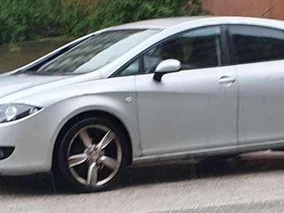 Usata Seat Leon Stylance 140 CV (102 kW) 2006 Grigio Utilitaria