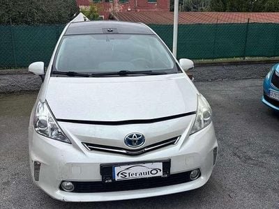 Usata Toyota Prius Lounge 99 CV (72 kW) 2013 Bianco Monovolume