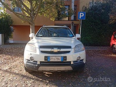 Usata Chevrolet Captiva 150 CV (110 kW) 2009 Bianco SUV