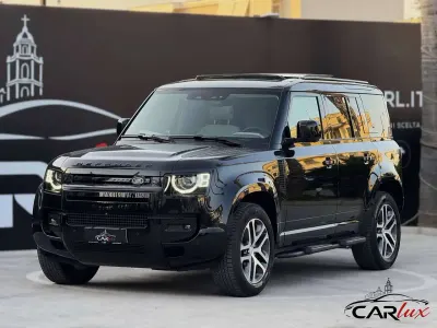 Usata Land Rover Defender HSE Dynamic 249 CV (183 kW) 2022 Santorini black SUV